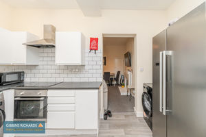 Kitchen- click for photo gallery